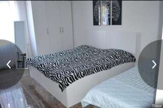 Дома для отпуска Sweet home with a veranda Батуми Дом для отпуска-10